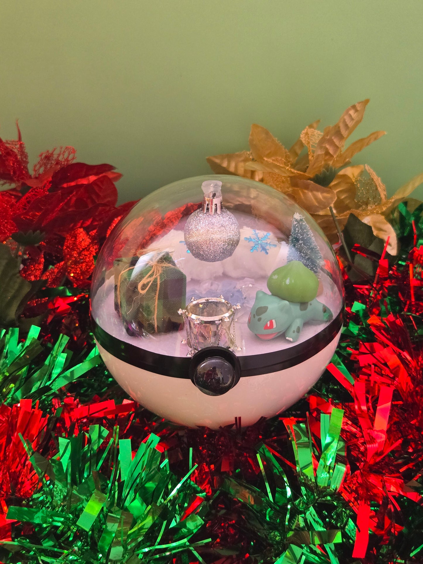 Christmas Bulbasaur Terrarium